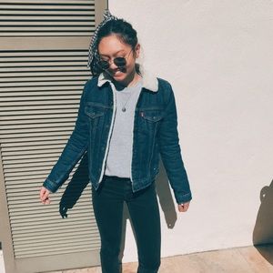 Meet your Posher, Izzy